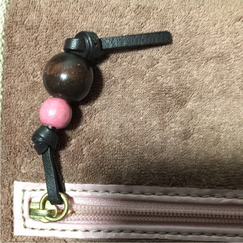 SOLD *Host Pick* Juicy Couture Princess Strawberry Wallet - Picture 4 of 13